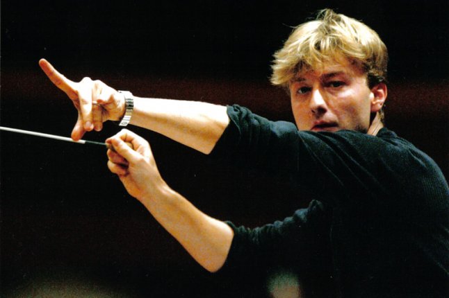 Christian Arming begeistert als Vertreter der jüngeren Dirigentengeneration aus großer Wiener Tradition sein Publikum auf der ganzen Welt.